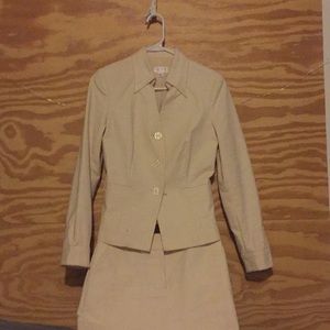 Isaac Mizrahi suit with skirt.